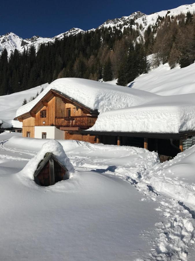 AlpinDesign Kaunertal Zimmer foto